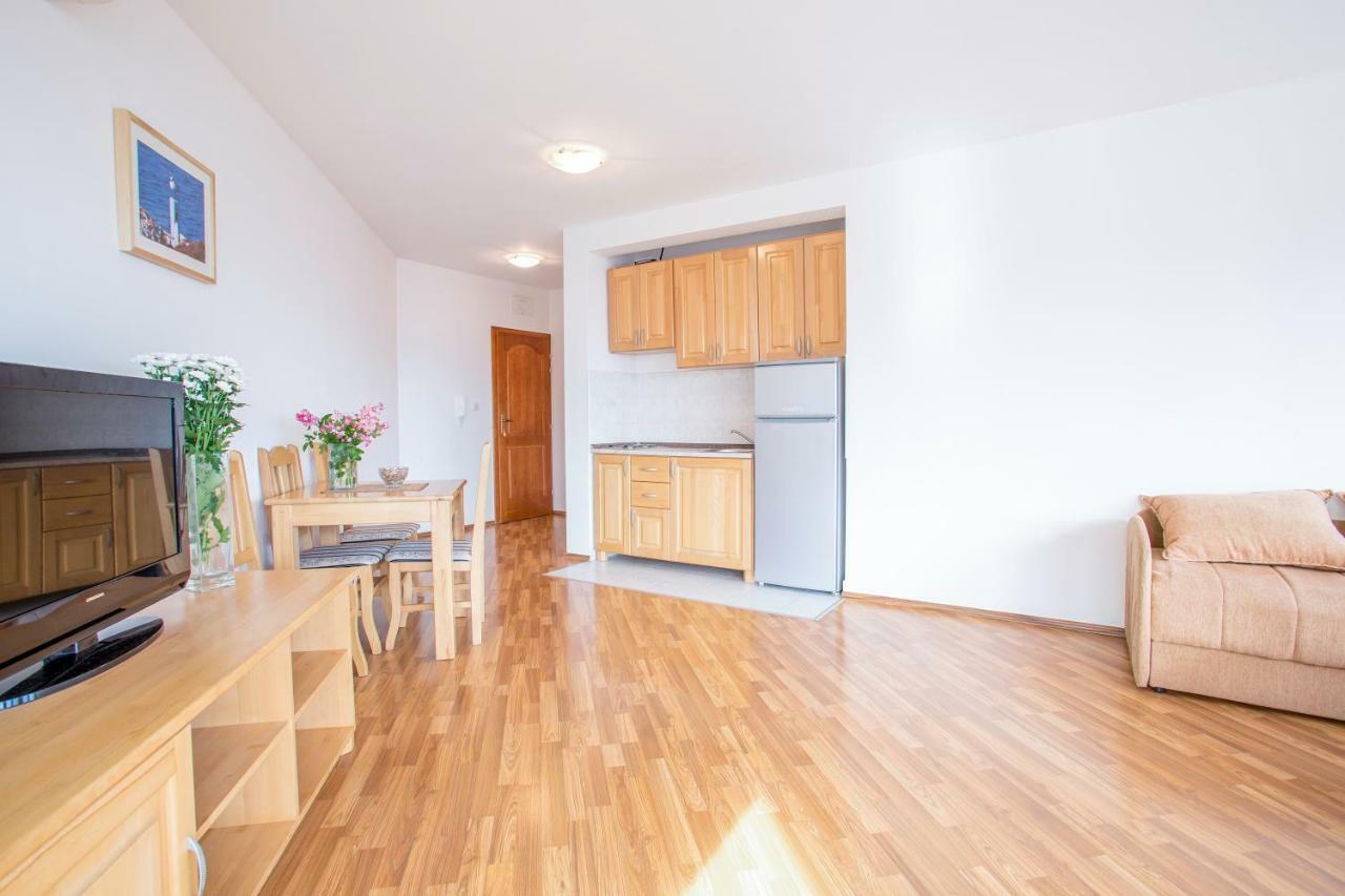 Larus-M Apartments Mimice Exterior photo